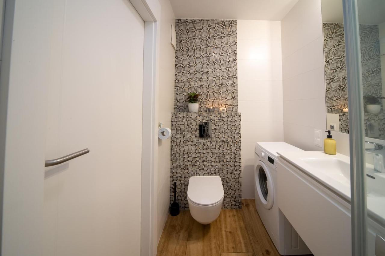 Maya'S Flats & Resorts 74 - Swietej Barbary Gdansk Luaran gambar